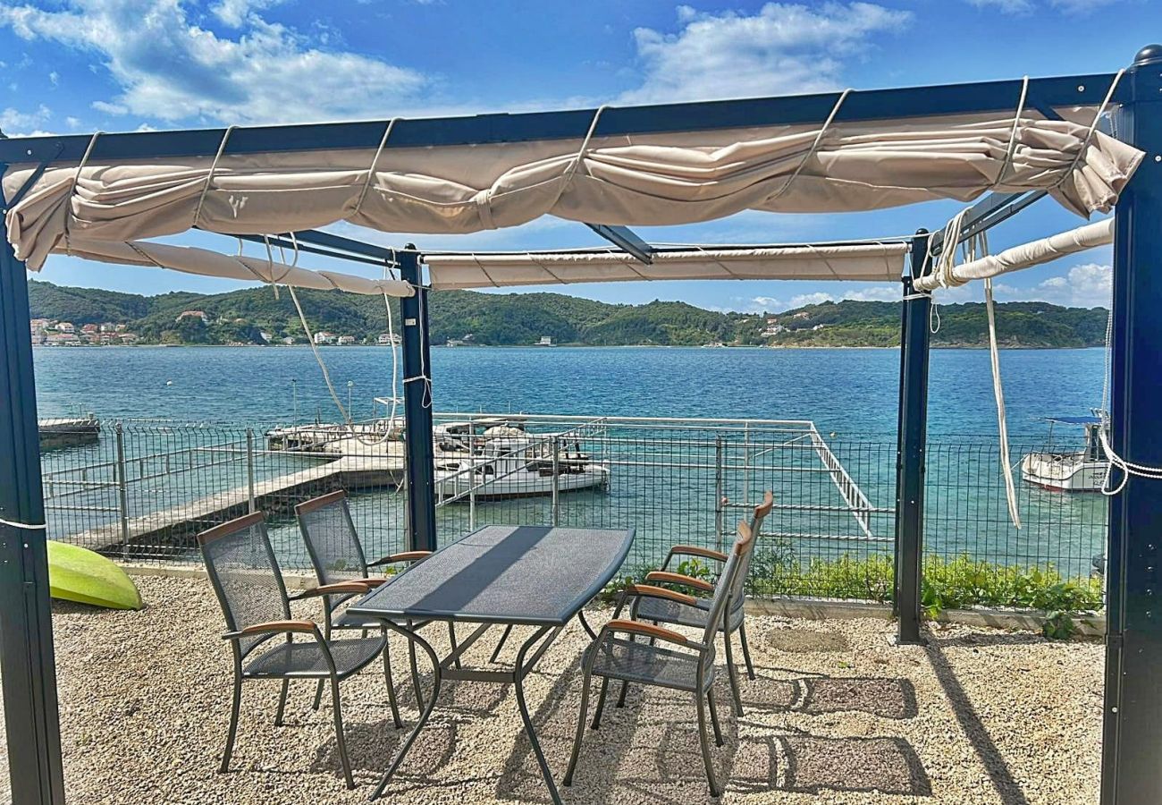 Ferienwohnung in Supetarska Draga - Sunset Apartment mit herrlichem Meerblick