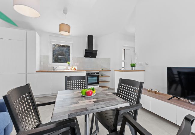 Ferienwohnung in Peroj - Barbariga Familien Strandparadies 1 Ferienwohnung in Peroj - Barbariga Familien Strandparadies 1