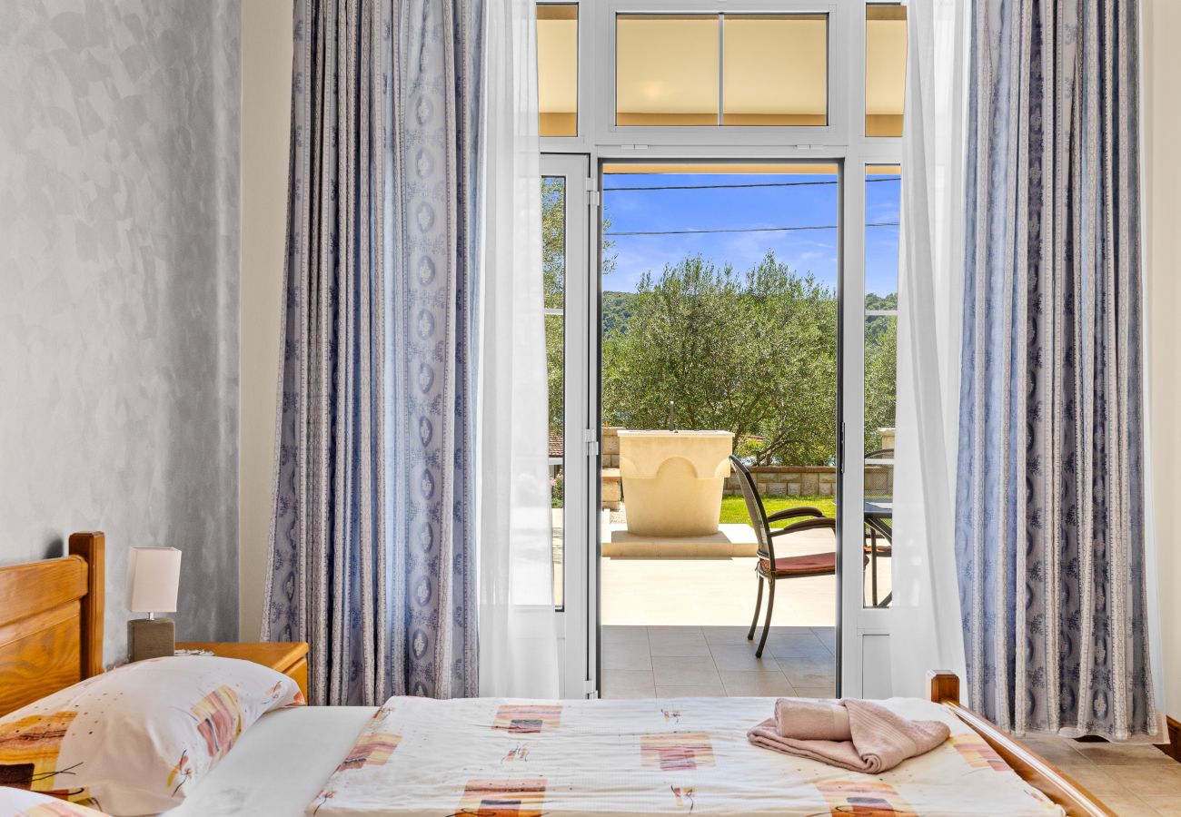 Ferienwohnung in Rab - Familienapartment Una am Meer 