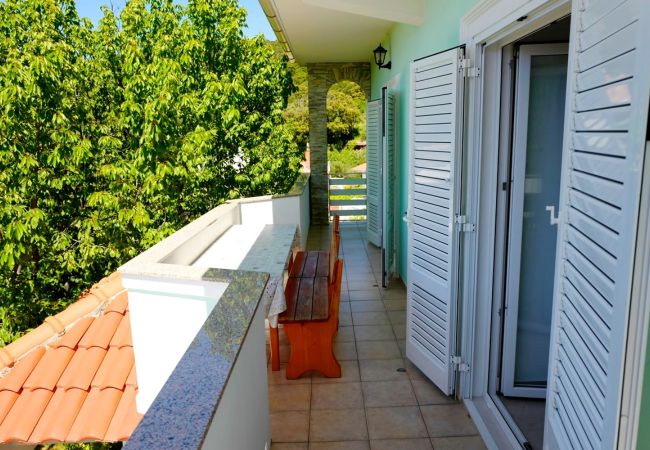 Ferienwohnung in Kampor - Familienfreundliche Wohnung Mare in Meeresnähe Ferienwohnung in Kampor - Familienfreundliche Wohnung Mare in Meeresnähe