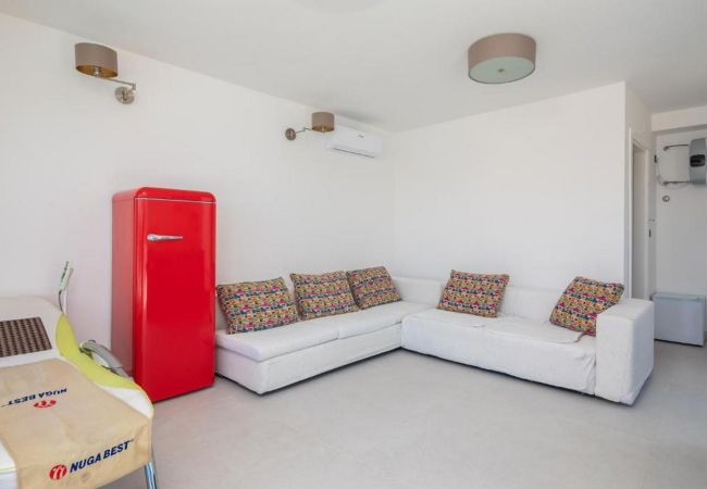 Villa in Grebaštica - Villa Nensi - Haus mit sechs Schlafzimmern und einem Swimmingpool Villa in Grebaštica - Villa Nensi - Haus mit sechs Schlafzimmern und einem Swimmingpool