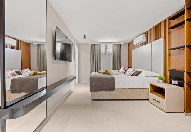 Ferienwohnung in Zadar - The Bayfront - Luxus-Pool-Residenz Ferienwohnung in Zadar - The Bayfront - Luxus-Pool-Residenz