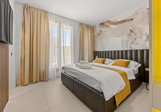 Ferienwohnung in Zadar - The Riviera Three - Luxusapartment am Wasser Ferienwohnung in Zadar - The Riviera Three - Luxusapartment am Wasser