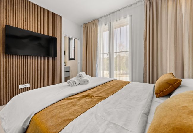 Ferienwohnung in Zadar - The Riviera Three - Luxusapartment am Wasser Ferienwohnung in Zadar - The Riviera Three - Luxusapartment am Wasser