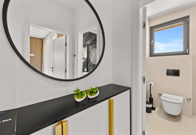 Ferienwohnung in Zadar - The Riviera Three - Luxusapartment am Wasser Ferienwohnung in Zadar - The Riviera Three - Luxusapartment am Wasser