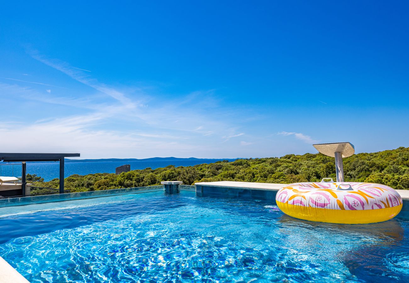 Ferienwohnung in Zadar - Das Skyview Penthouse mit Infinity Pool