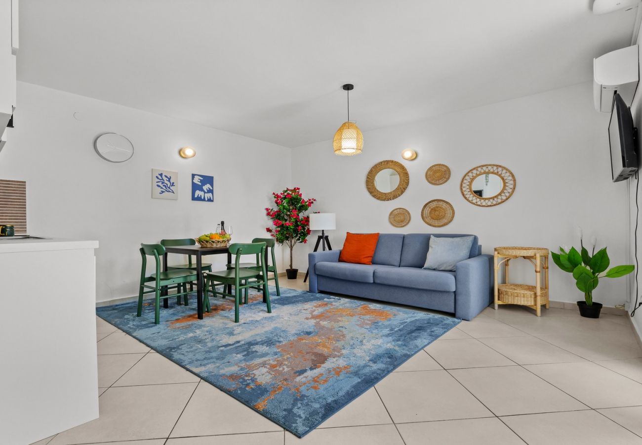 Ferienwohnung in Šibenik - Resort A1 Apartment (2+2) Meerblick 2