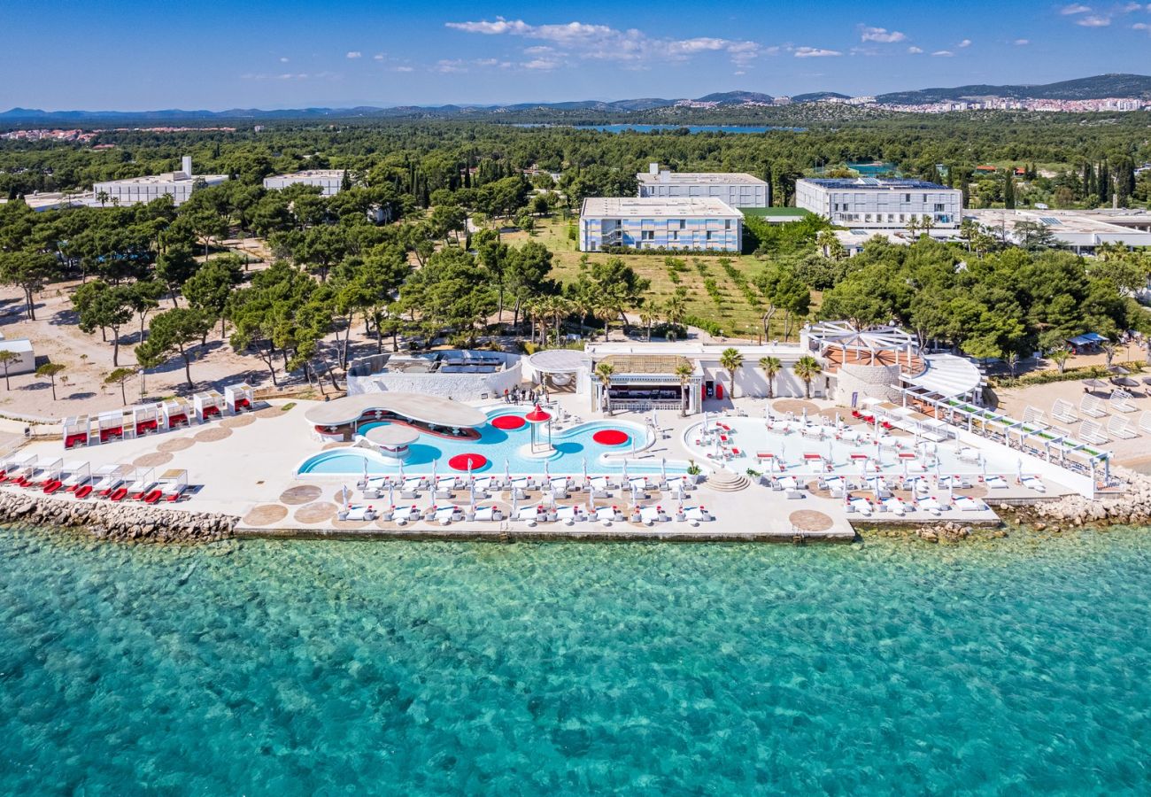 Ferienwohnung in Šibenik - Resort Apartment A2 (3+2) 2