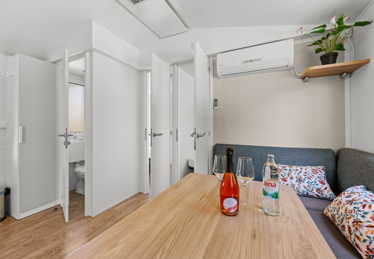 Wohnmobil in Šibenik - Resort Mobile Home - three bedroom 2