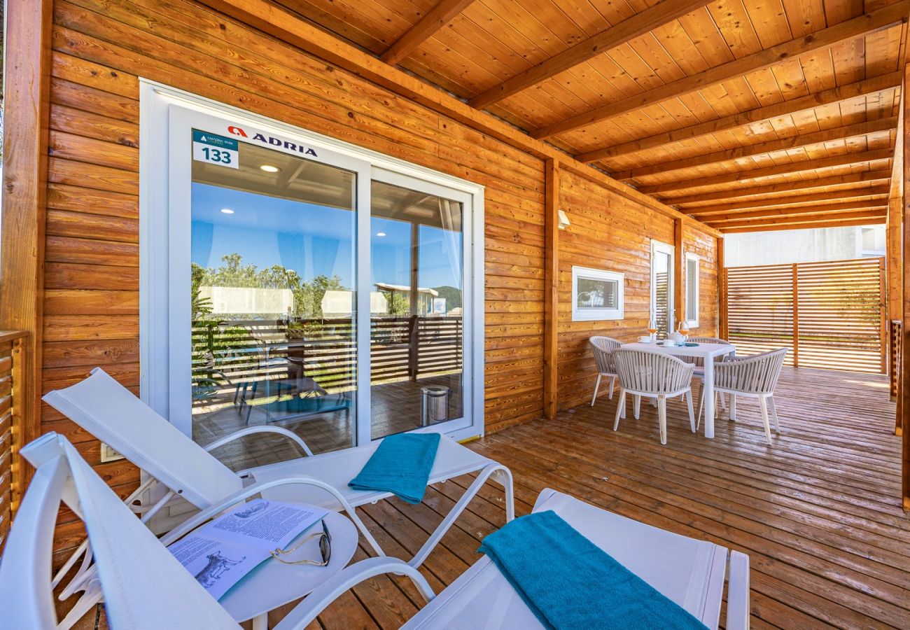 Wohnmobil in Šibenik - Resort Luxury Mobile Home (4+1) view Marina 2