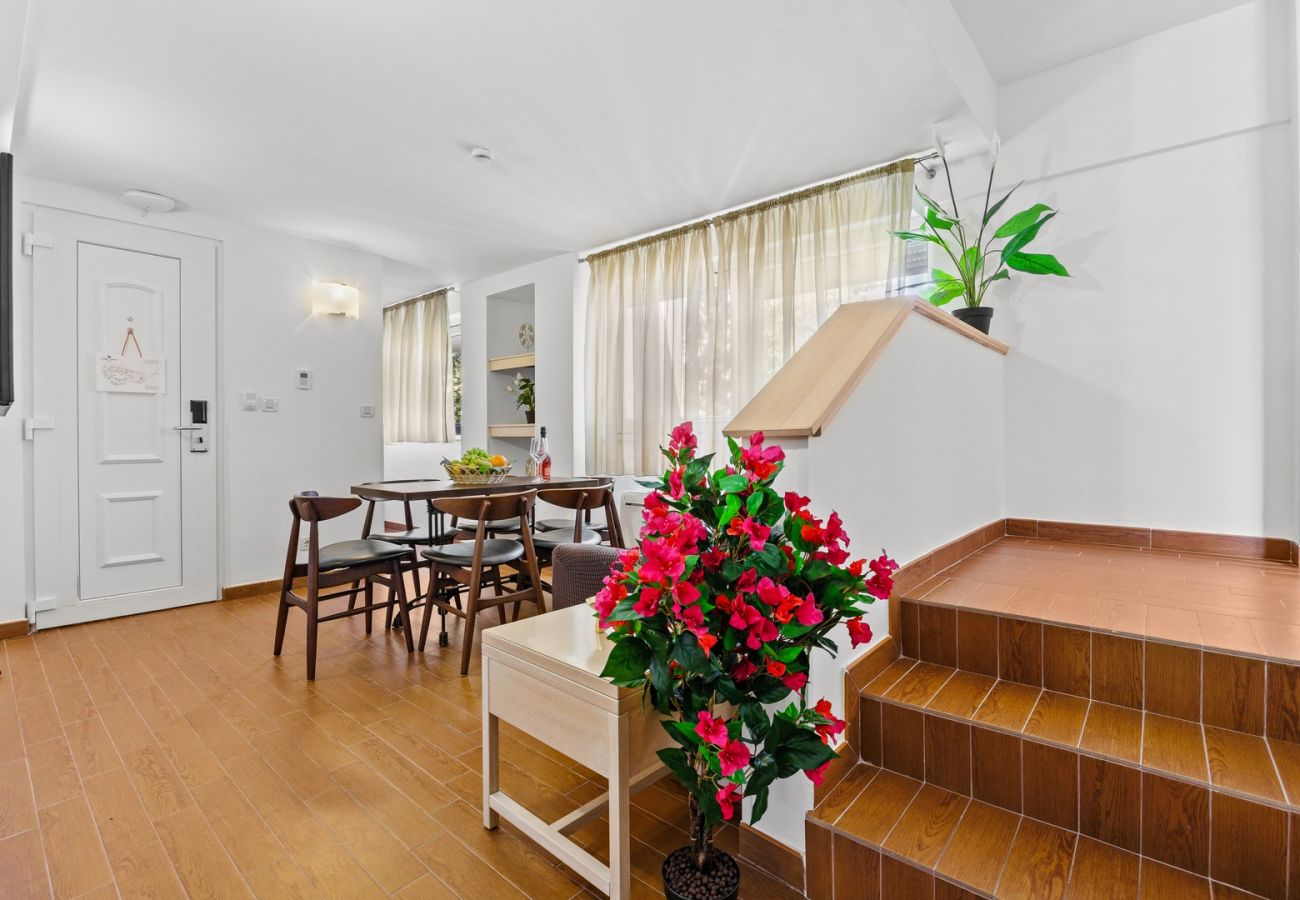Ferienwohnung in Šibenik - Resort Apartment A3 (4+3) 2
