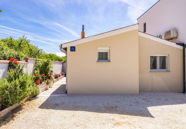Ferienhaus in Pula - Ferienhaus Mario mit privatem Pool Ferienhaus in Pula - Ferienhaus Mario mit privatem Pool