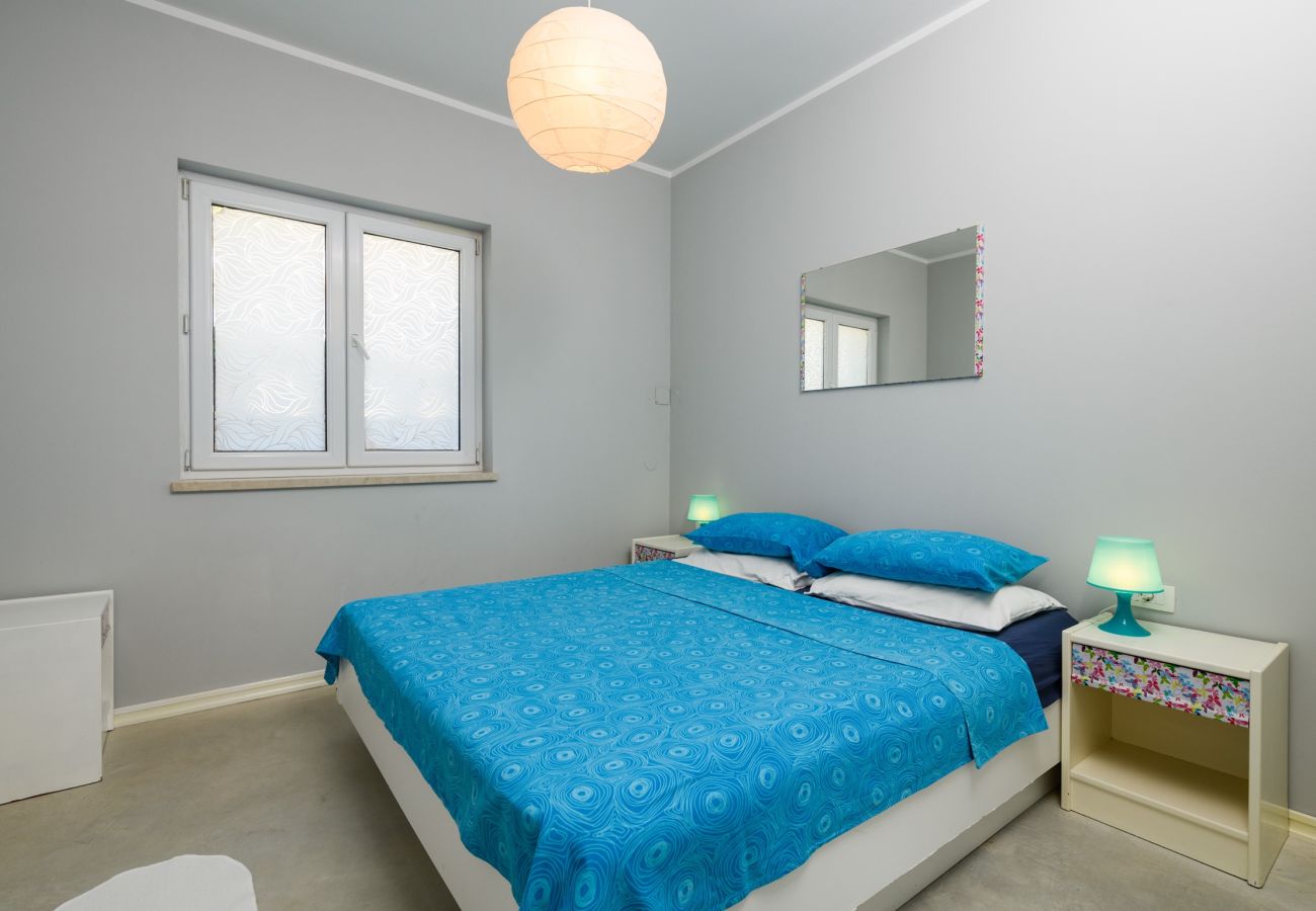 Ferienwohnung in Pula - Stadtapartment am Pool - Jana - Monte Magno Pula