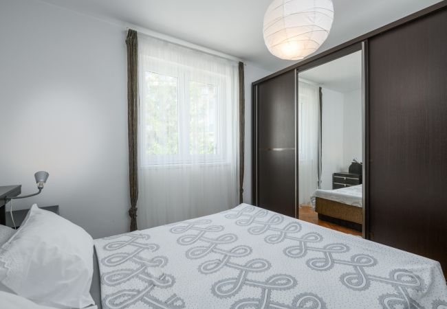 Ferienwohnung in Pula - Gemütliches Apartment Luka mit Gemeinschaftspool Ferienwohnung in Pula - Gemütliches Apartment Luka mit Gemeinschaftspool