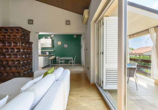 Ferienwohnung in Pula - Gemütliches Apartment Luka mit Gemeinschaftspool Ferienwohnung in Pula - Gemütliches Apartment Luka mit Gemeinschaftspool