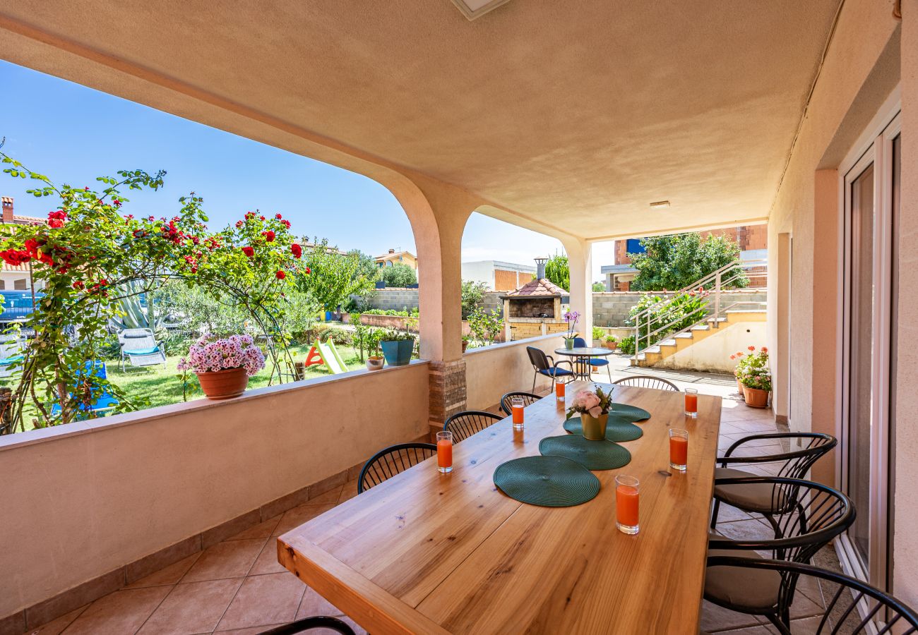 Ferienwohnung in Galižana - Apartment Vito mit Balkon
