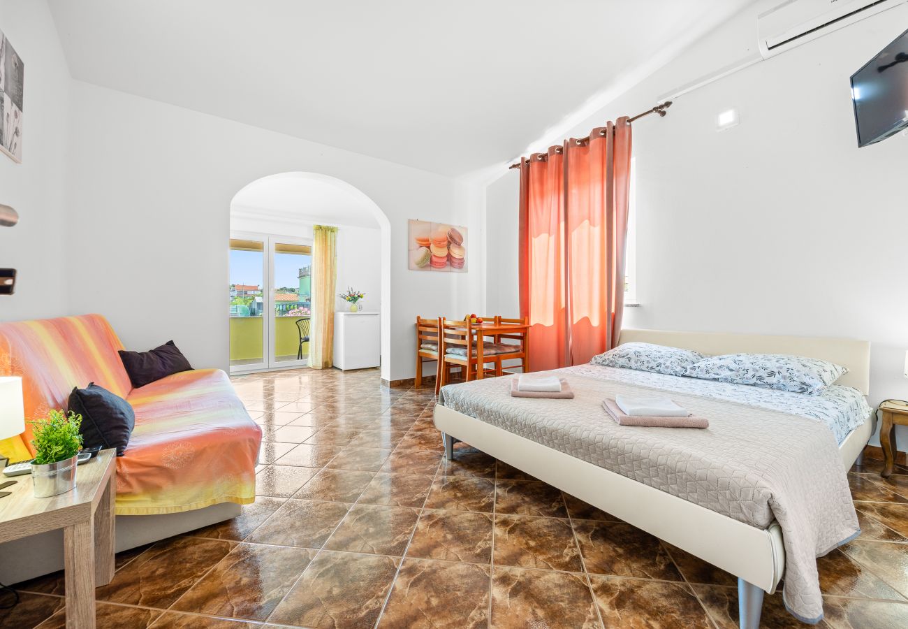 Studio in Galižana - Studio Vito mit Balkon