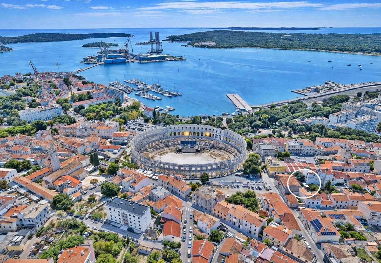 Studio in Pula - Pula City Center Amphitheater Studio C