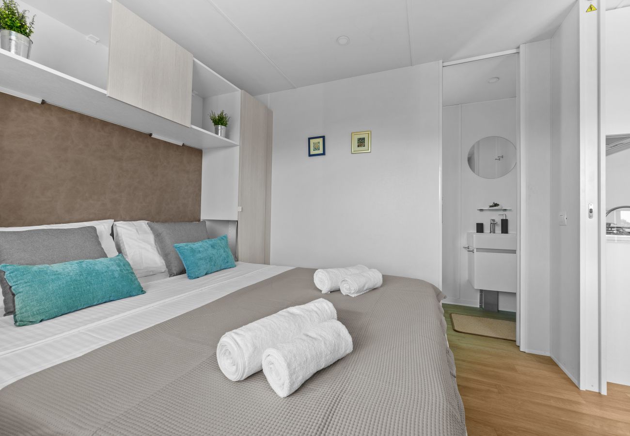 Mobile home in Pješčana uvala - Naturoase - Mobilheim Ane