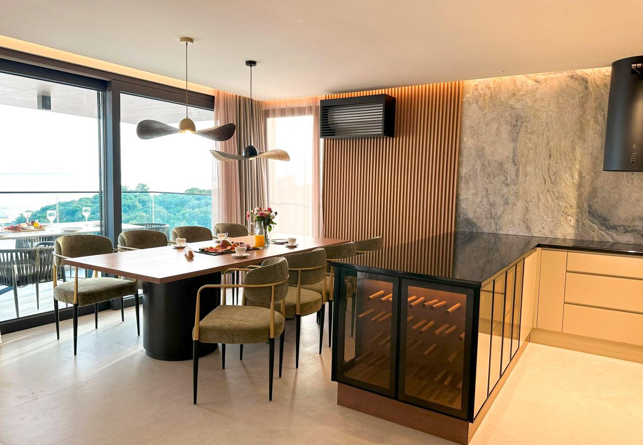 Ferienwohnung in Zadar - Schöne Wohnung direkt am Meer mit Aussicht