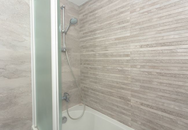 Ferienwohnung in Petrcane - Pansion Pirat - Zwei-Zimmer-Wohnung Ferienwohnung in Petrcane - Pansion Pirat - Zwei-Zimmer-Wohnung