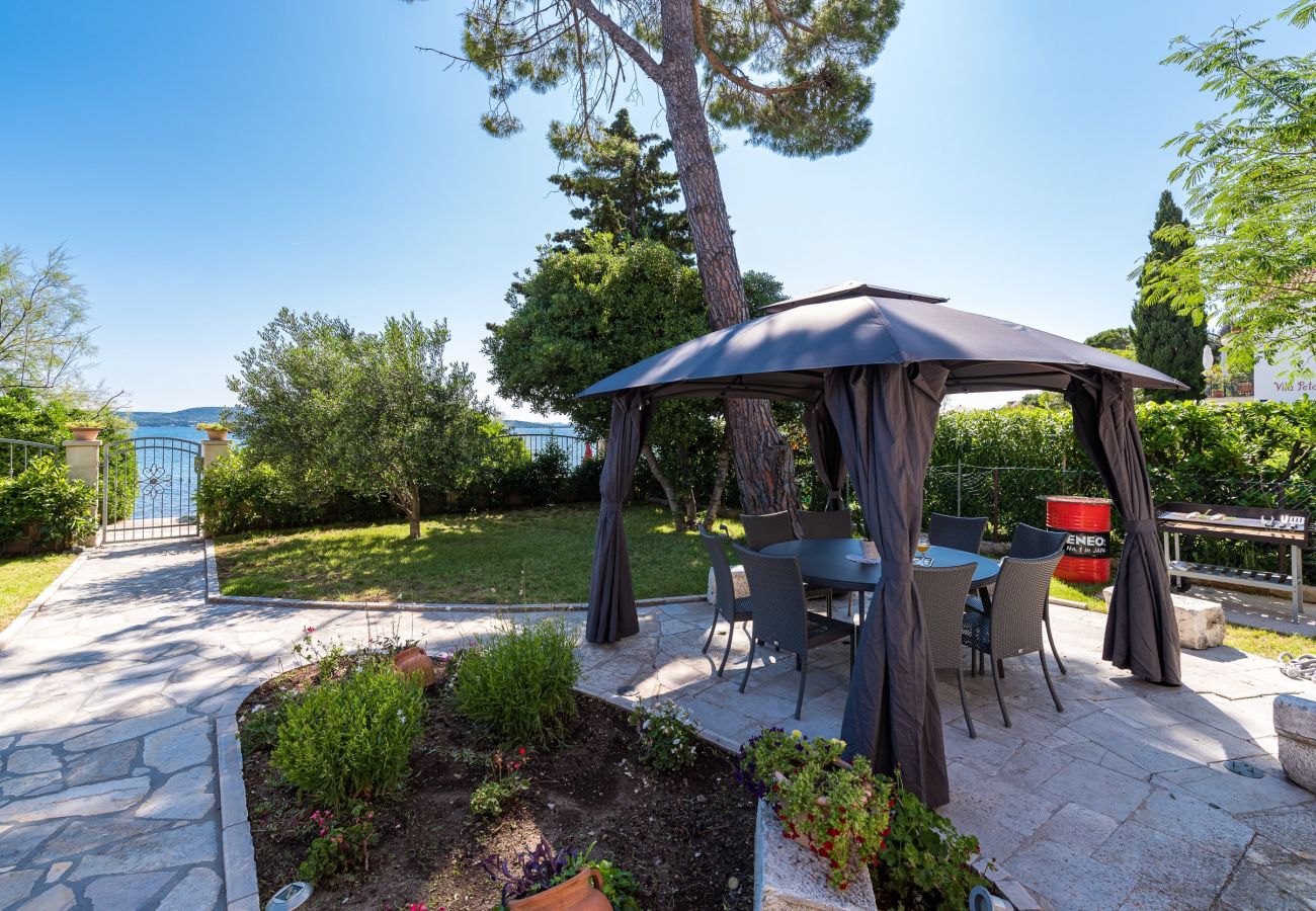 Ferienwohnung in Sukošan - Strandapartment Villa Carmen Ferienwohnung in Sukošan - Strandapartment Villa Carmen