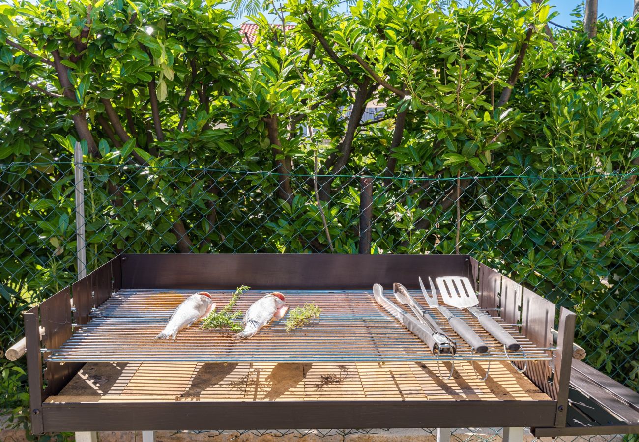 Ferienwohnung in Sukošan - Strandapartment Villa Carmen Ferienwohnung in Sukošan - Strandapartment Villa Carmen