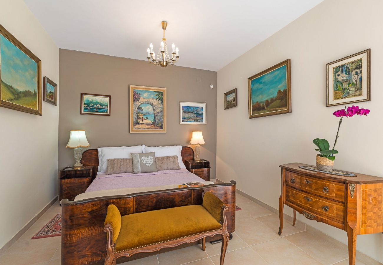 Ferienwohnung in Sukošan - Strandapartment Villa Carmen Ferienwohnung in Sukošan - Strandapartment Villa Carmen