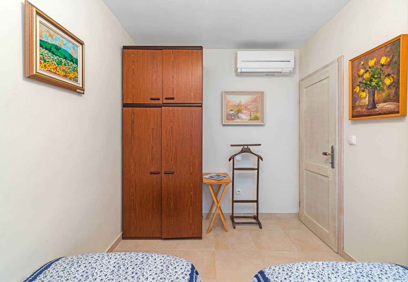 Ferienwohnung in Sukošan - Strandapartment Villa Carmen Ferienwohnung in Sukošan - Strandapartment Villa Carmen