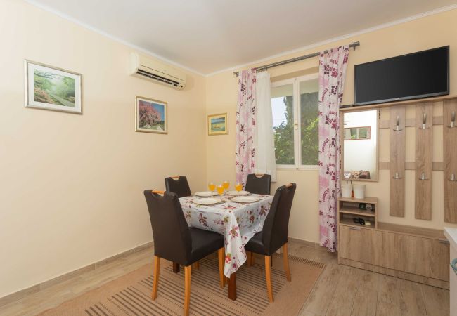 Ferienhaus in Petrcane - Ferienhaus La Casita Ferienhaus in Petrcane - Ferienhaus La Casita