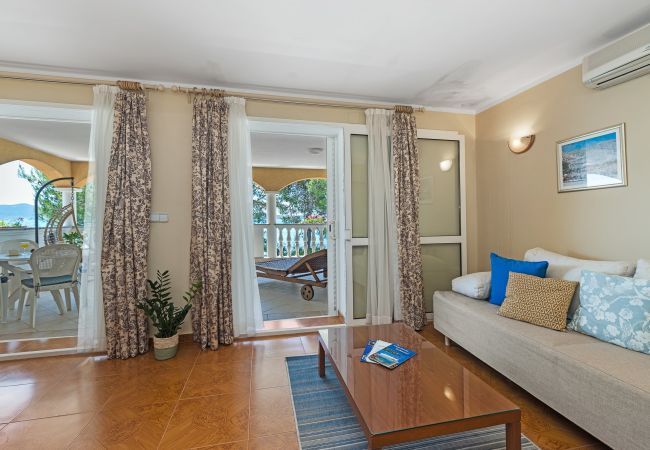 Ferienwohnung in Sukošan - Strandwohnungen Villa Kaya - Wohnung Lavanda Ferienwohnung in Sukošan - Strandwohnungen Villa Kaya - Wohnung Lavanda