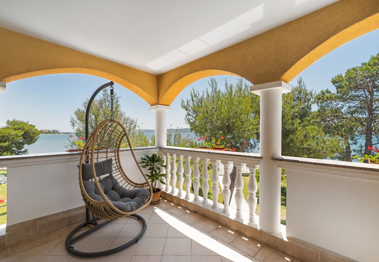 Ferienwohnung in Sukošan - Strandwohnungen Villa Kaya - Wohnung Lavanda