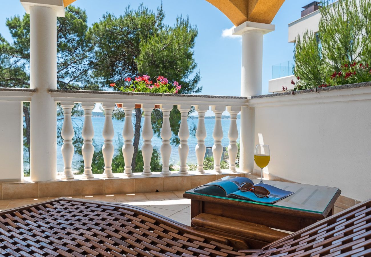 Ferienwohnung in Sukošan - Strandwohnungen Villa Kaya - Wohnung Lavanda