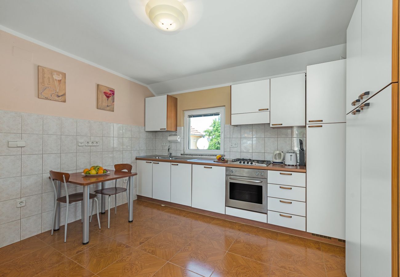 Ferienwohnung in Sukošan - Strandwohnungen Villa Kaya - Wohnung Lavanda