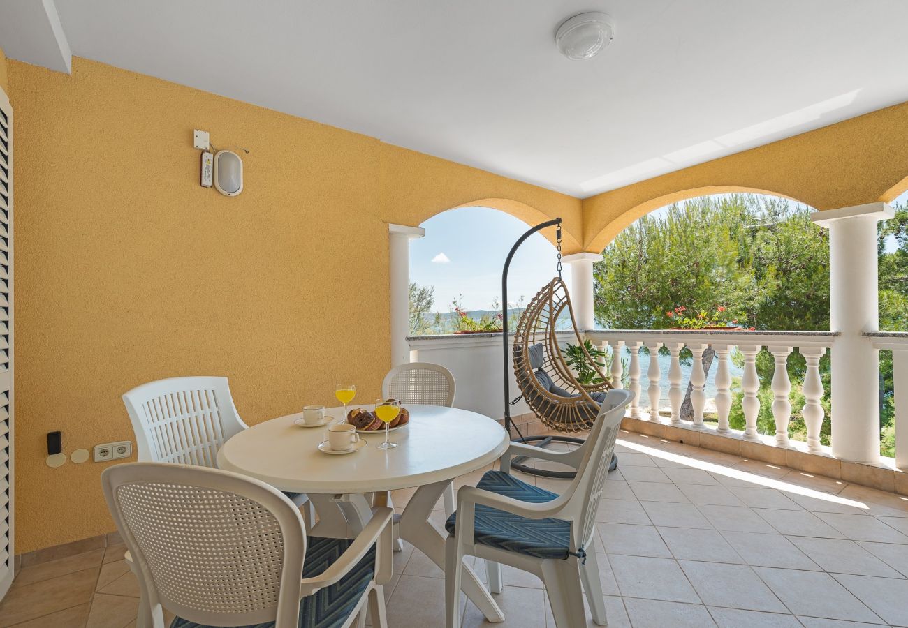 Ferienwohnung in Sukošan - Strandwohnungen Villa Kaya - Wohnung Lavanda