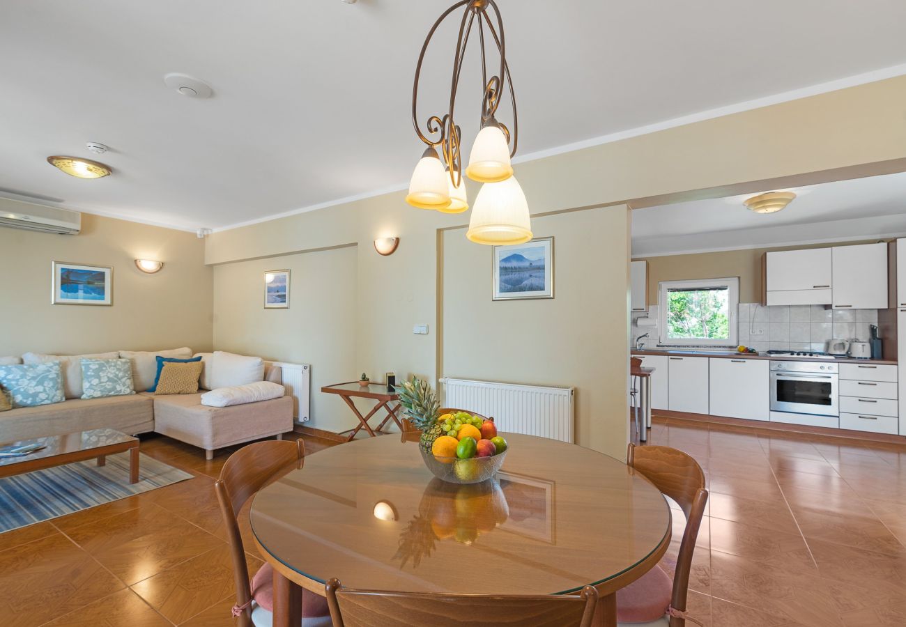 Ferienwohnung in Sukošan - Strandwohnungen Villa Kaya - Wohnung Lavanda