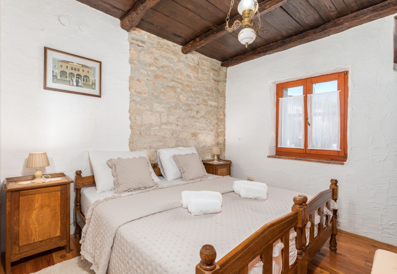 Villa in Fažana - Villa Marceta mit Gemeinschaftspool