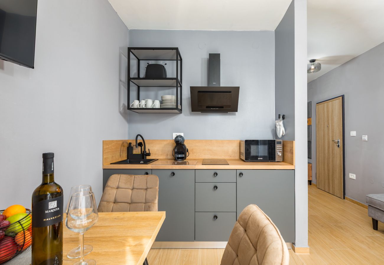 Ferienwohnung in Fažana - Luxe Apt Marceta 8 für Paare - Whirlpool & Pool