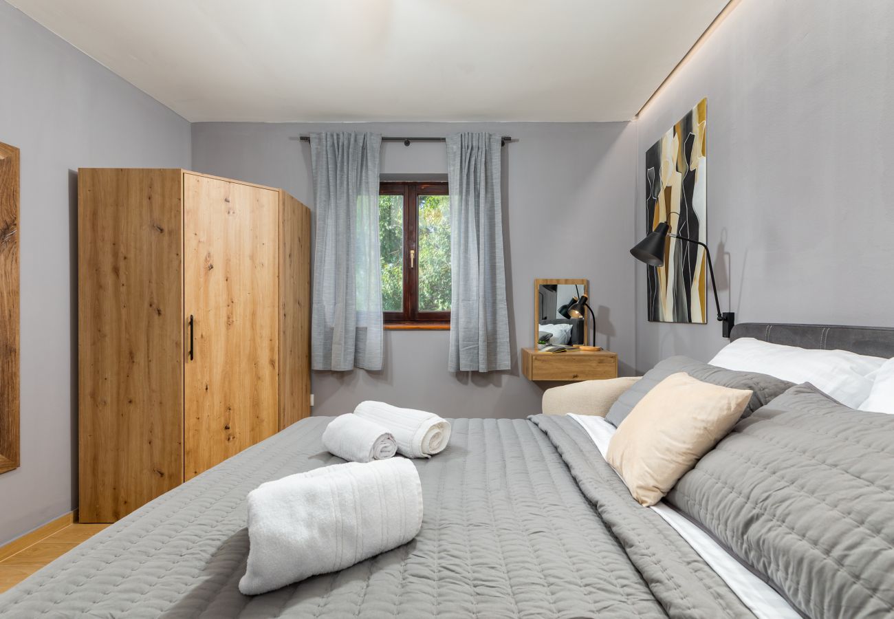 Ferienwohnung in Fažana - Luxe Apt Marceta 8 für Paare - Whirlpool & Pool