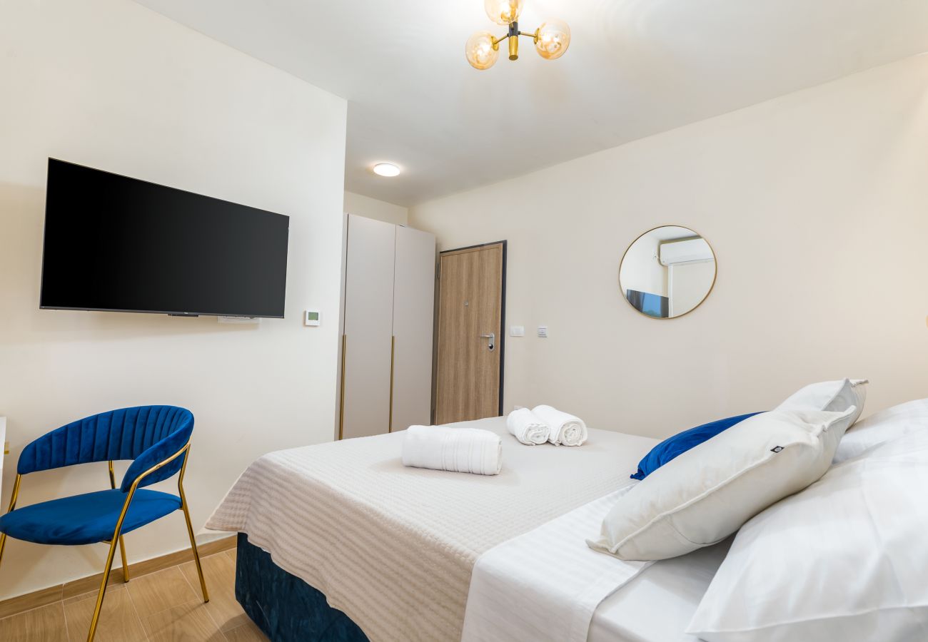 Zimmeranmietung in Fažana - Luxe Zimmer Marceta 7 mit Gemeinschaftspool