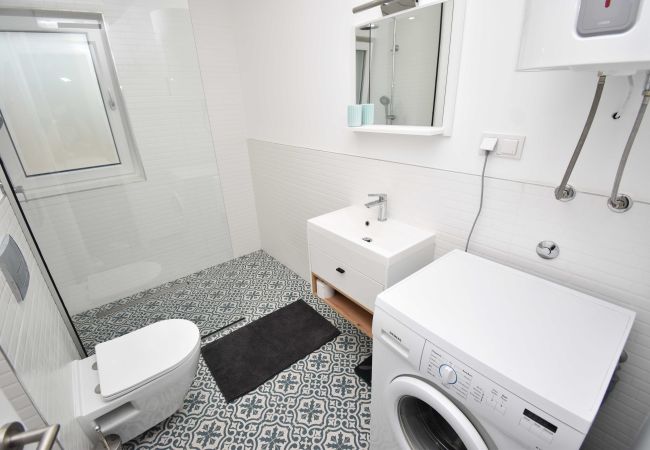 Ferienwohnung in Šibenik-Brodarica - Blue Chill Apartment Ferienwohnung in Šibenik-Brodarica - Blue Chill Apartment