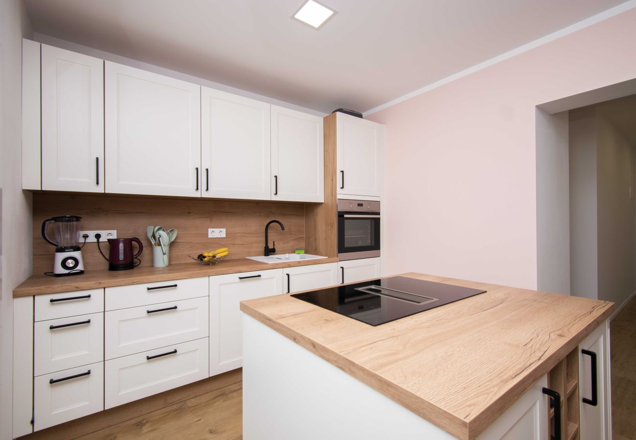 Ferienwohnung in Šibenik-Brodarica - Blue Chill Apartment