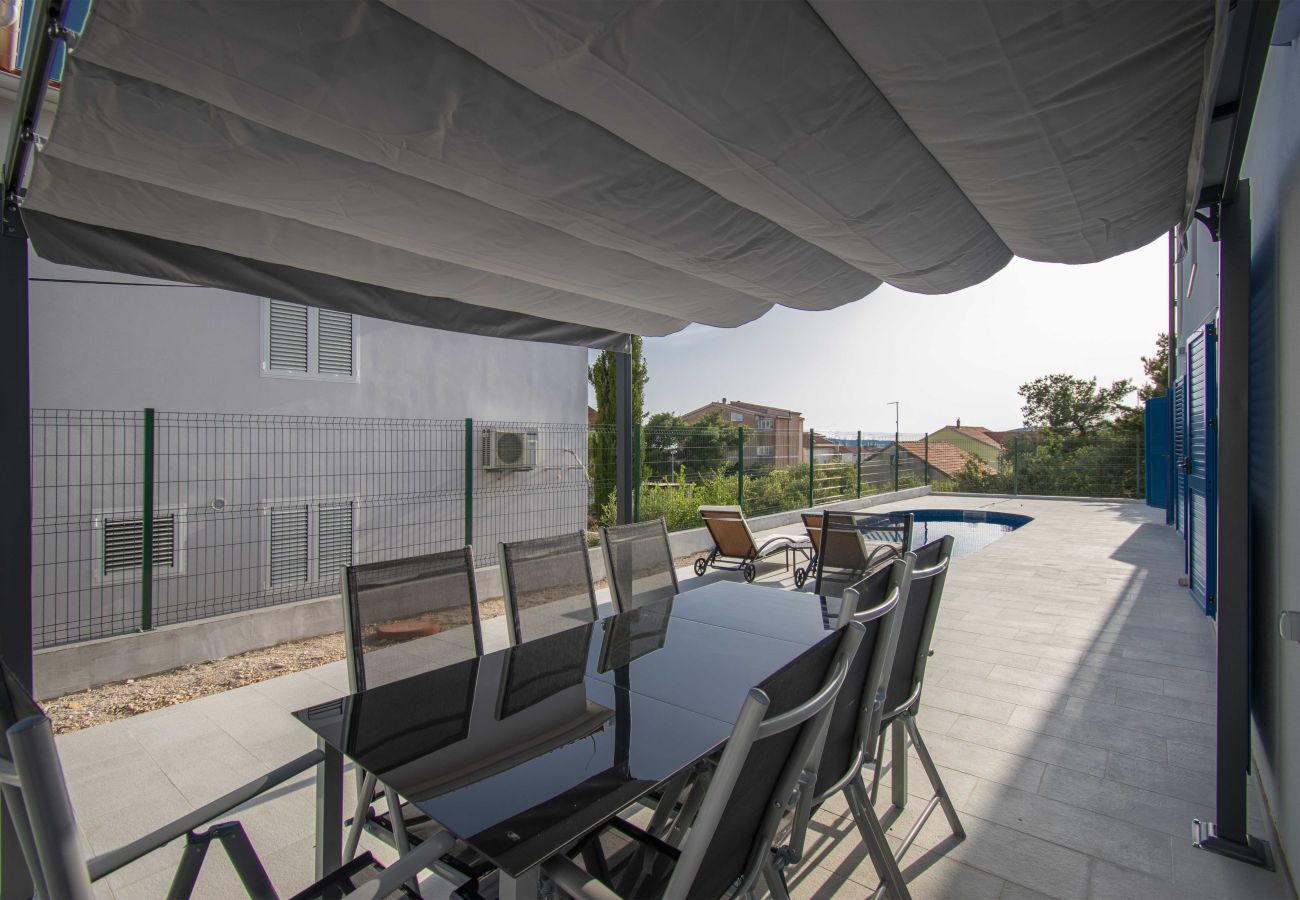 Ferienwohnung in Šibenik-Brodarica - Blue Chill Apartment