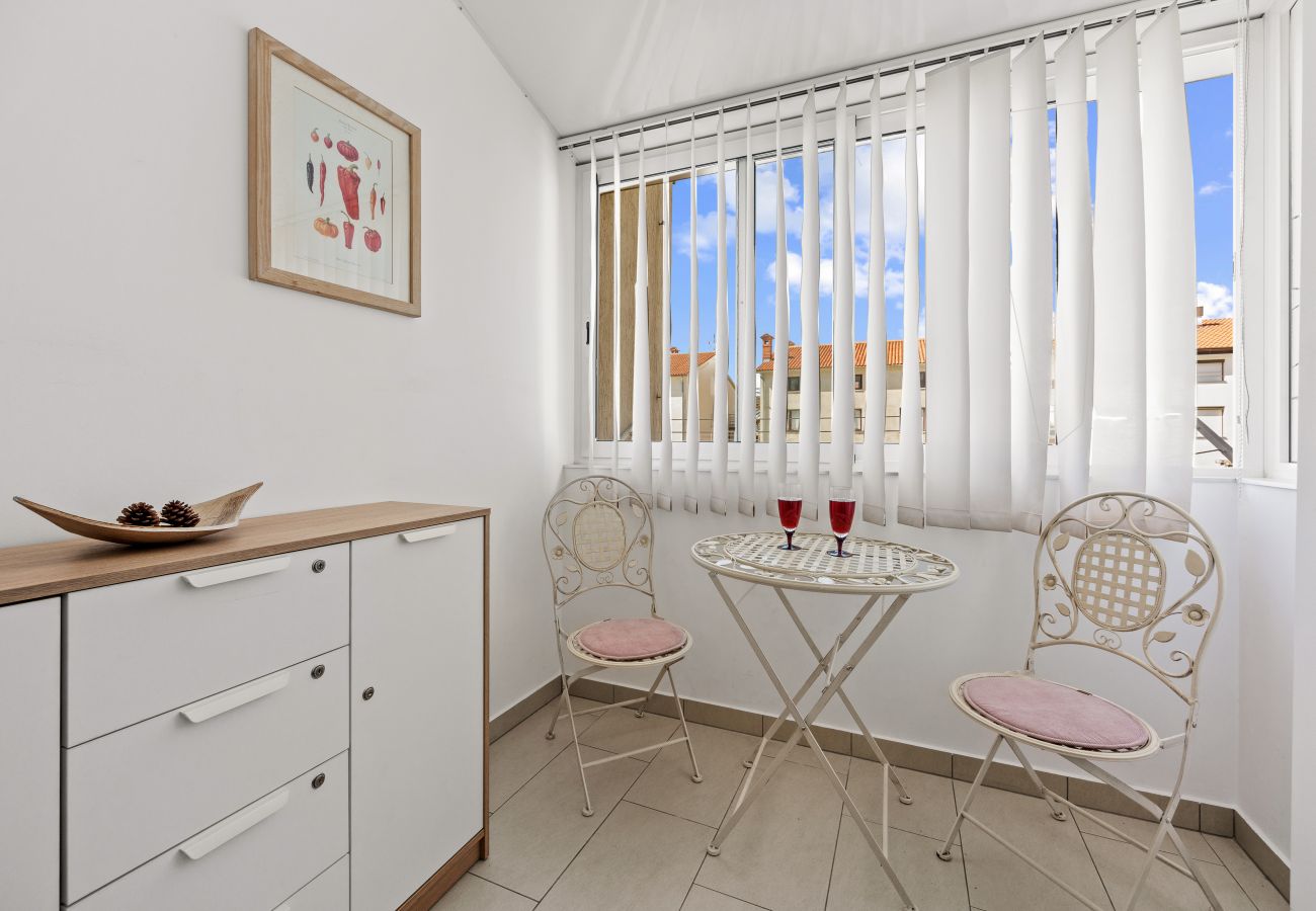 Ferienwohnung in Fažana - Entspannendes FeWo Ines in Fazana - in Strandnähe