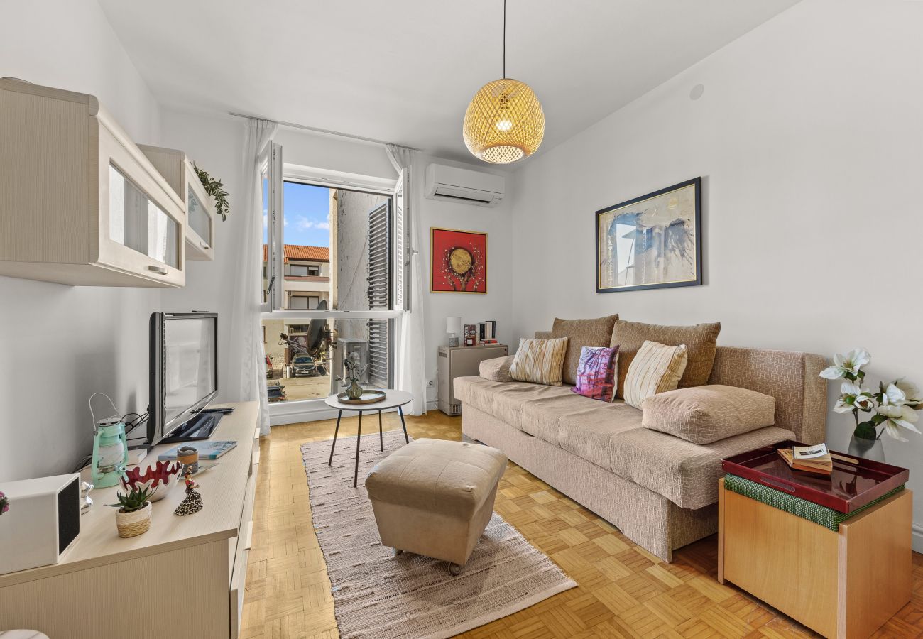 Ferienwohnung in Fažana - Entspannendes FeWo Ines in Fazana - in Strandnähe