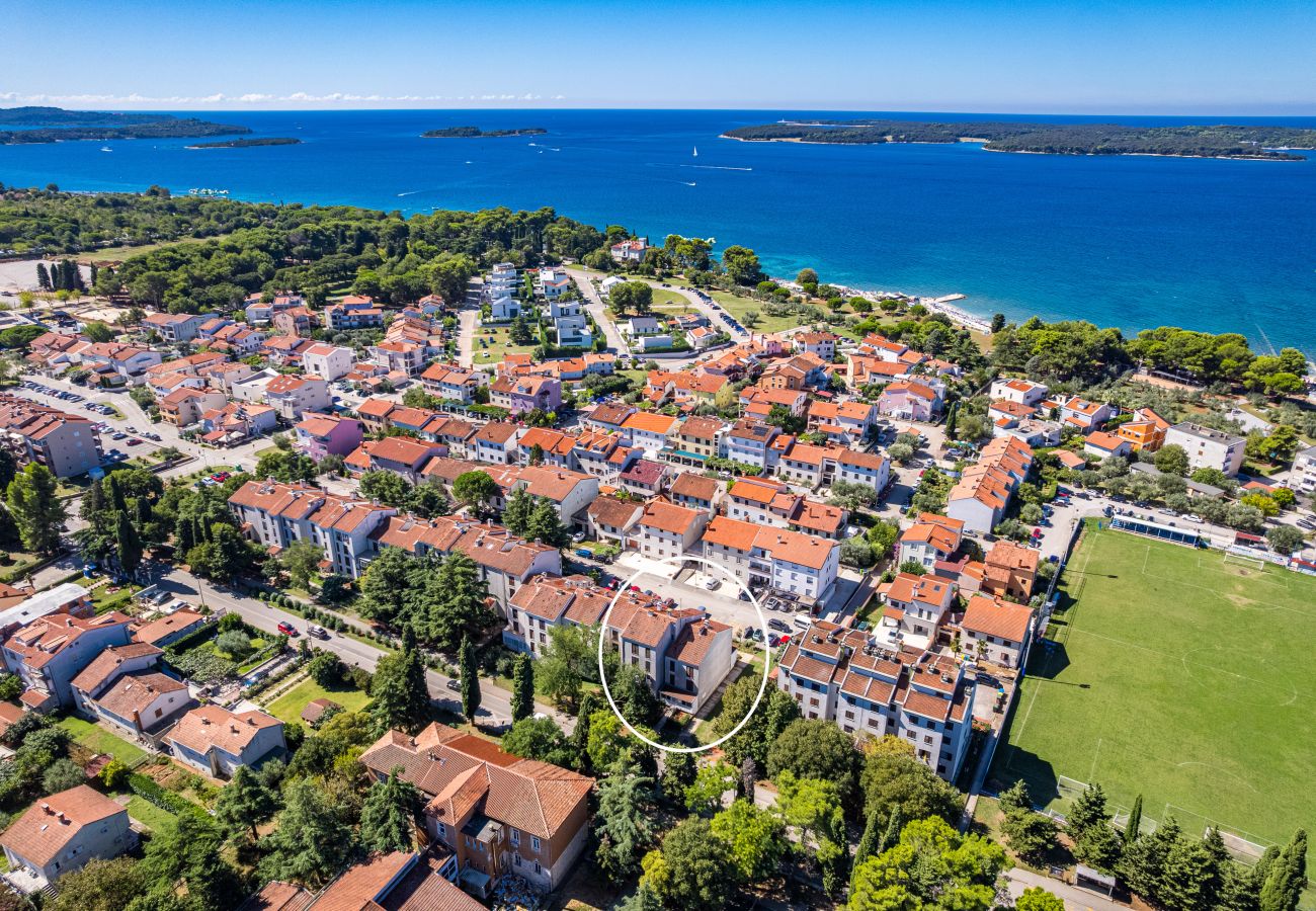 Ferienwohnung in Fažana - Entspannendes FeWo Ines in Fazana - in Strandnähe