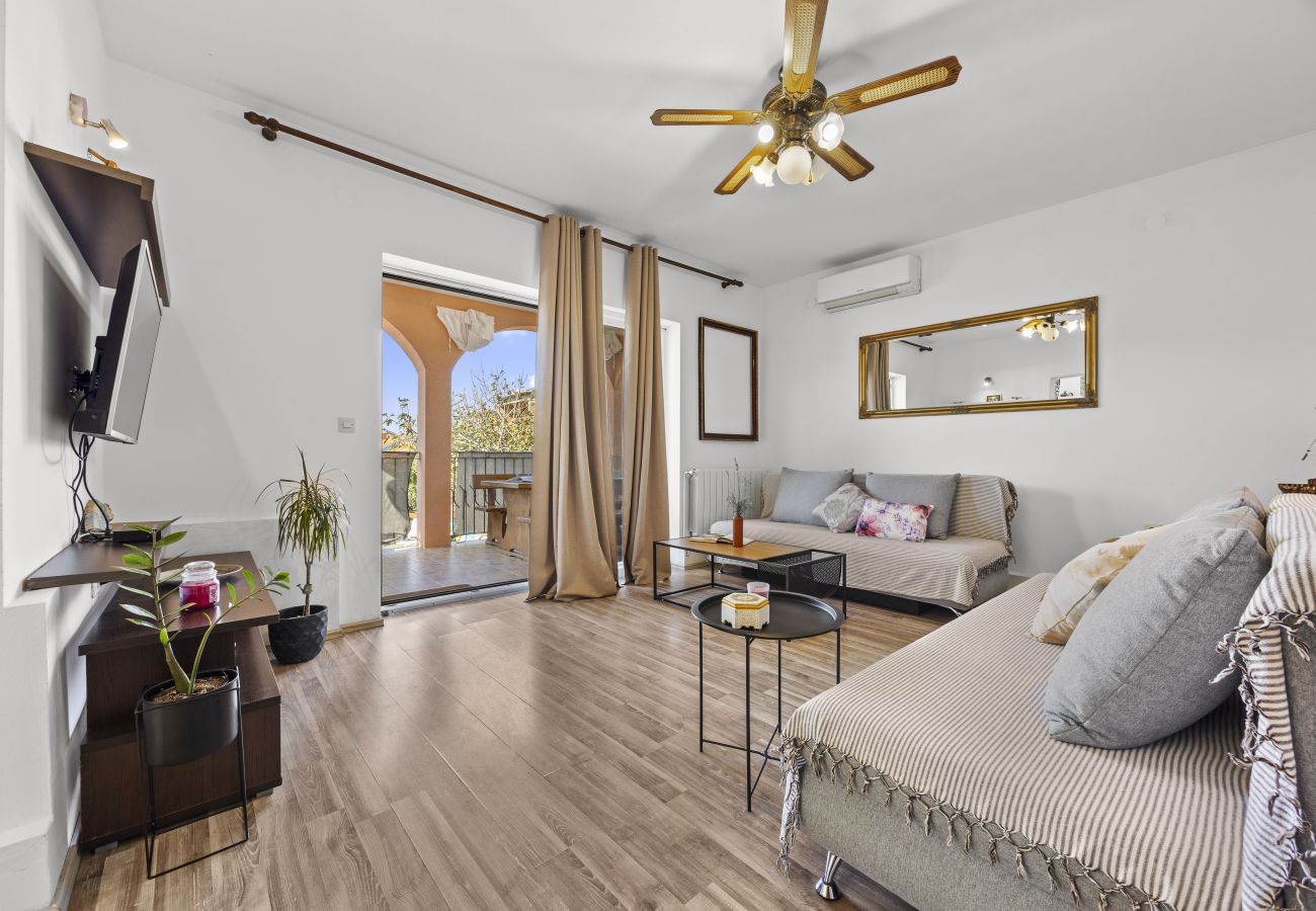 Ferienwohnung in Valbandon - Charmante Dreizimmerwohnung in Meeresnähe