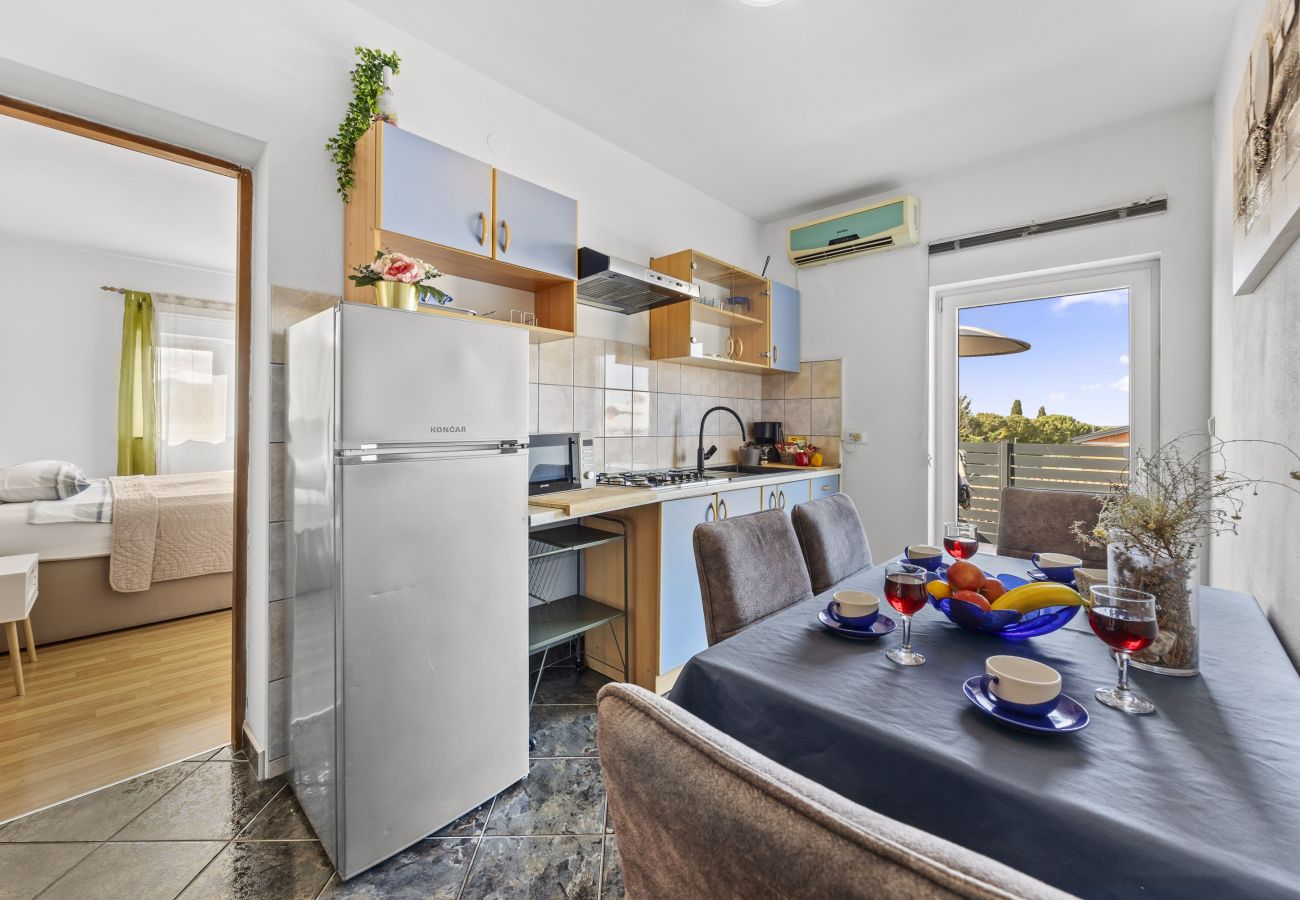 Ferienwohnung in Valbandon - ES 3 - FeWo mit Balkon und Gemeinschaftspool