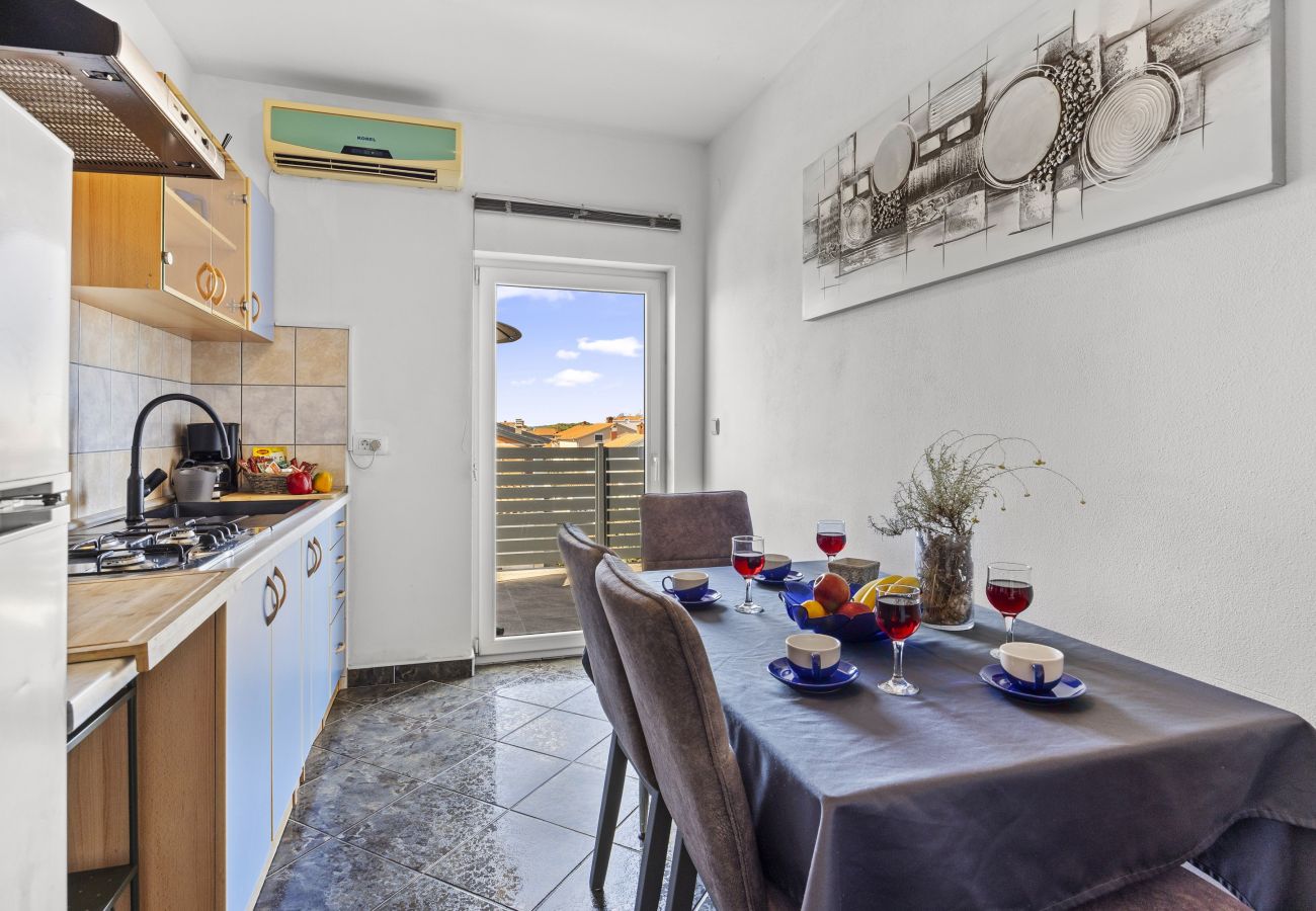 Ferienwohnung in Valbandon - ES 3 - FeWo mit Balkon und Gemeinschaftspool