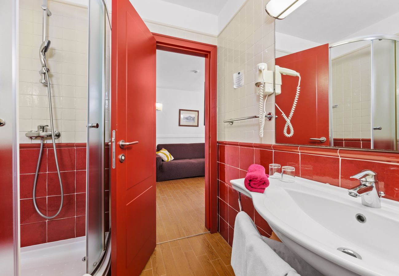 Ferienwohnung in Šibenik - Gemütliche Familienwohnung A2